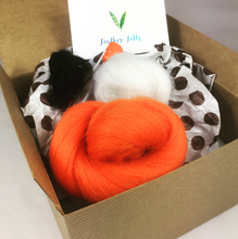 Load image into Gallery viewer, Baby Fox Needle Felting Kit