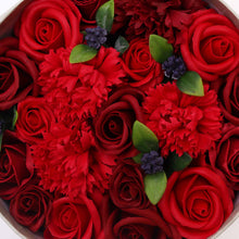 Load image into Gallery viewer, Round Box - Classic Red Roses
